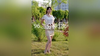 最牛逼的女厕偷拍10位漂亮女神集合，靓女进入厕所前怼着脸清晰录像【胆大包天系列】竟然还要补光的骚操作