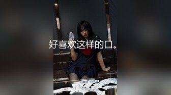 步行街跟随抄底跟闺蜜逛街的漂亮小姐姐 小花内内都卡在屁屁里了 大屁屁好性感